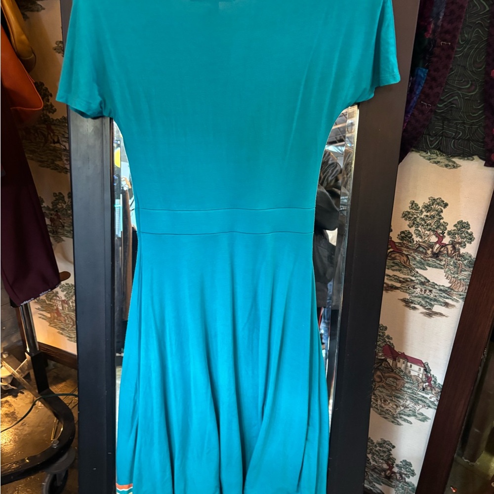 Retro Inspo V-Neck Short Sleeve Fit & Flare Dress with Striped Trim - Picture 5 of 5